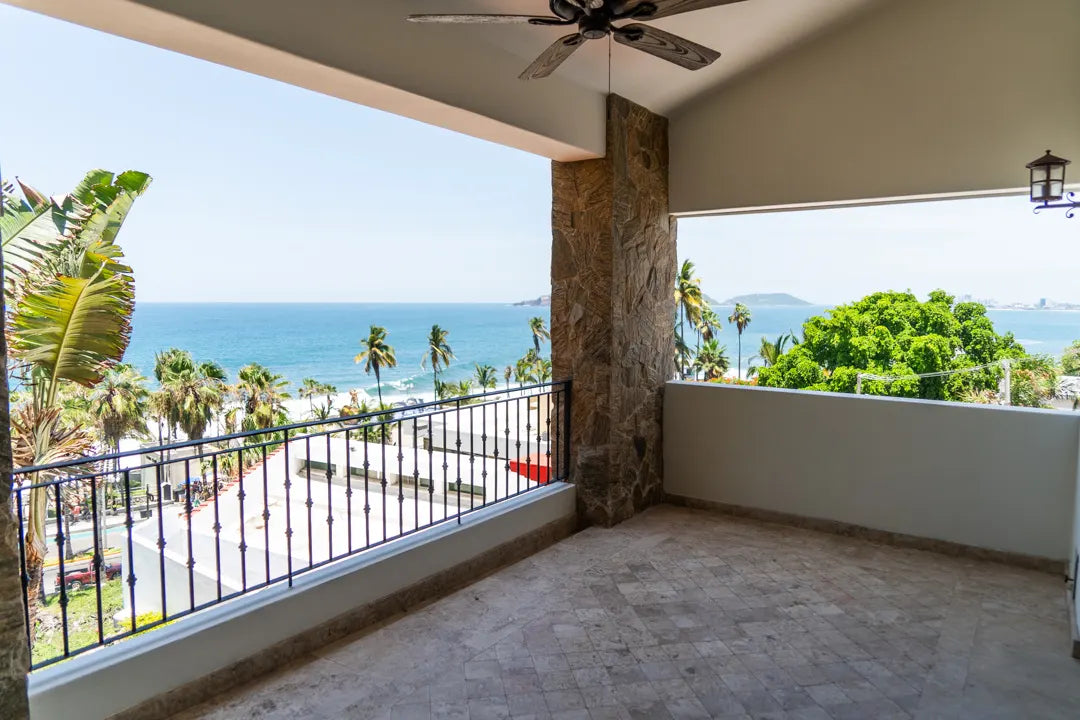 Casa de Lujo en venta con vista al mar en Mazatlán – Exclusiva Residencia Premium