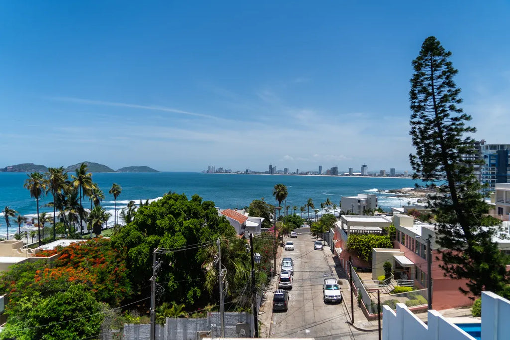 Casa de Lujo en venta con vista al mar en Mazatlán – Exclusiva Residencia Premium