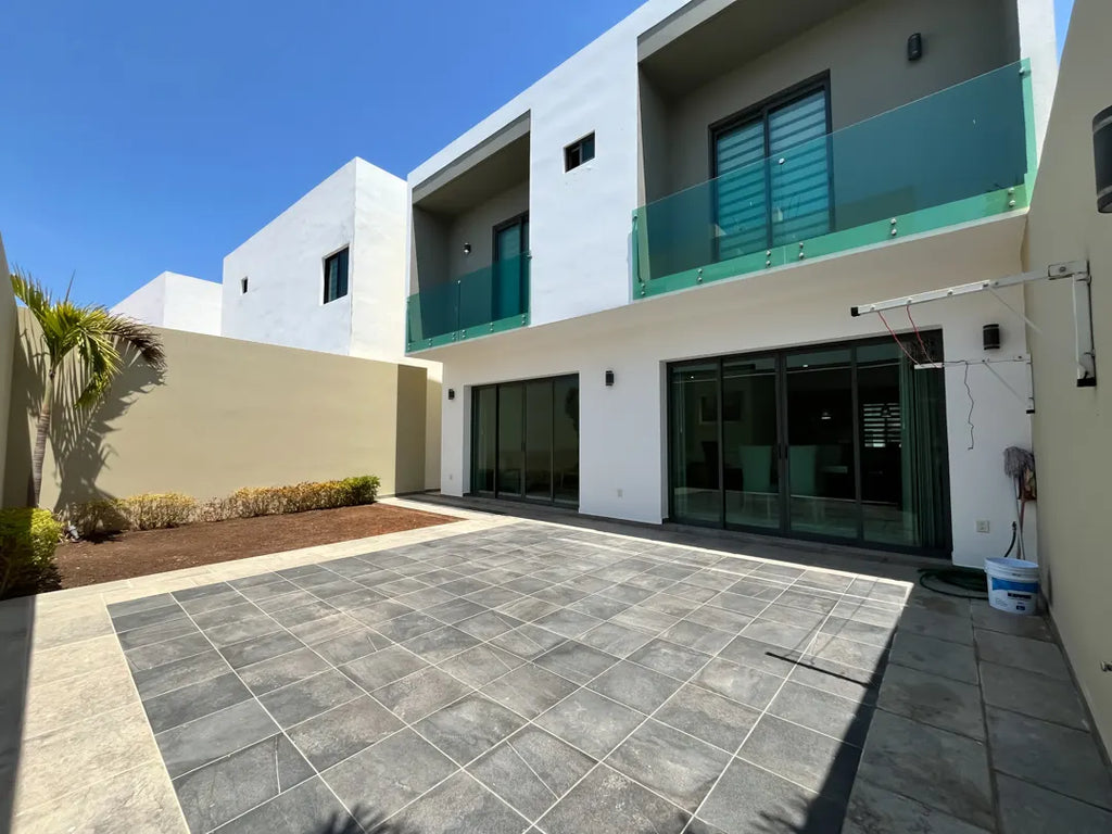 Casa en Renta en Altabrisa, Mazatlán – Excelente Ubicación y Diseño Moderno