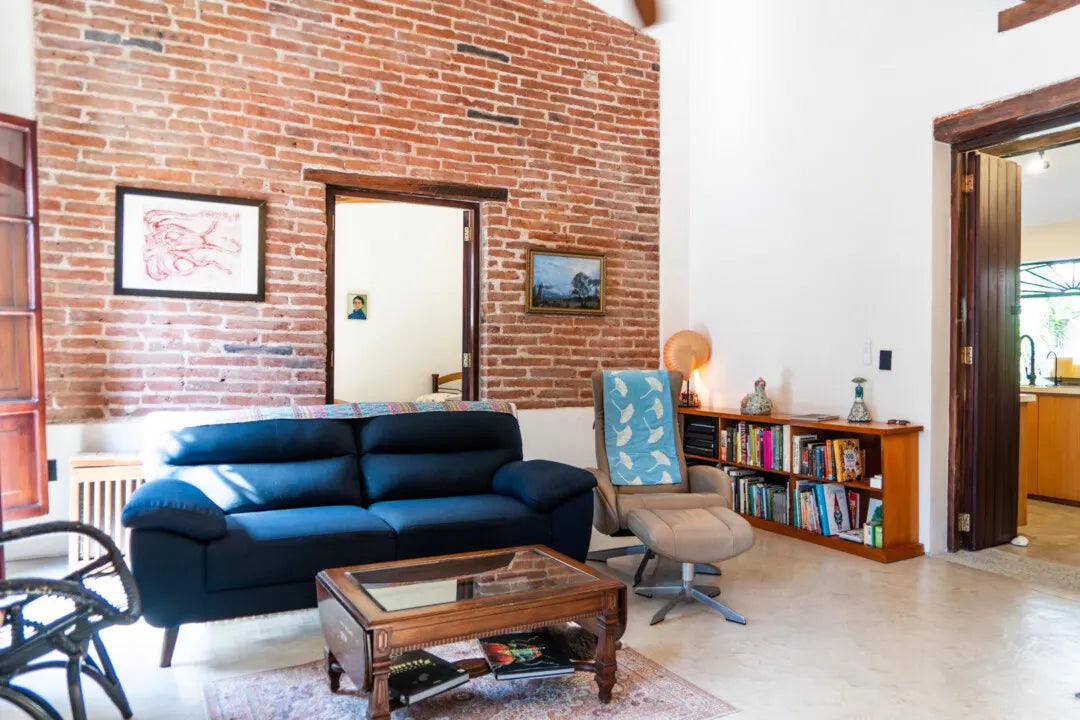 Casa en venta en Olas Altas, Mazatlán: a una cuadra del Malecón y cerca de la playa