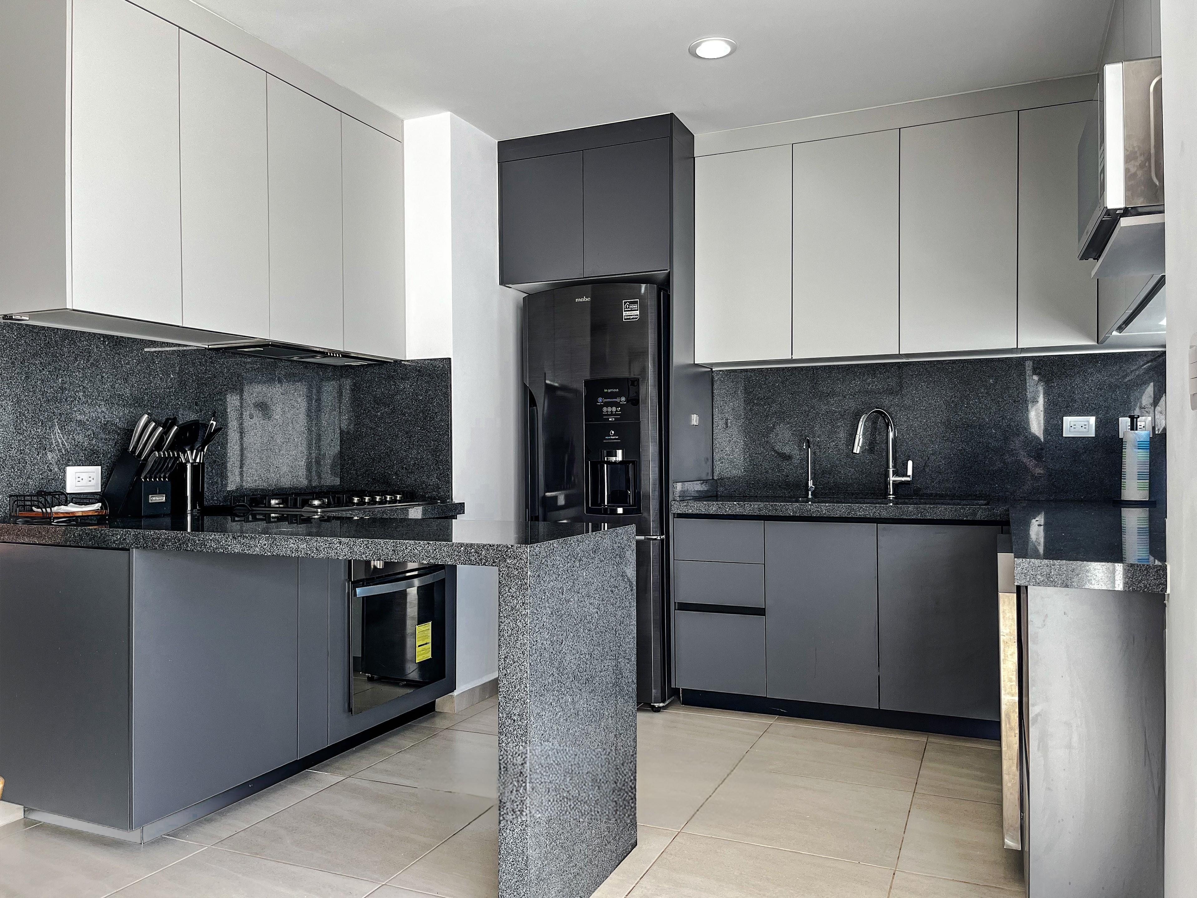 Casa en Venta Amueblada en Residencial Almarena, cerca del mar Cerritos
