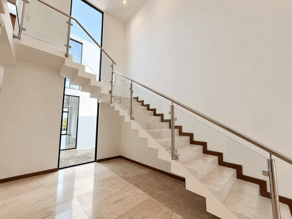 Casa en Venta en El Cid, Mazatlán — Vista al Canal y Terreno para Alberca Infinity