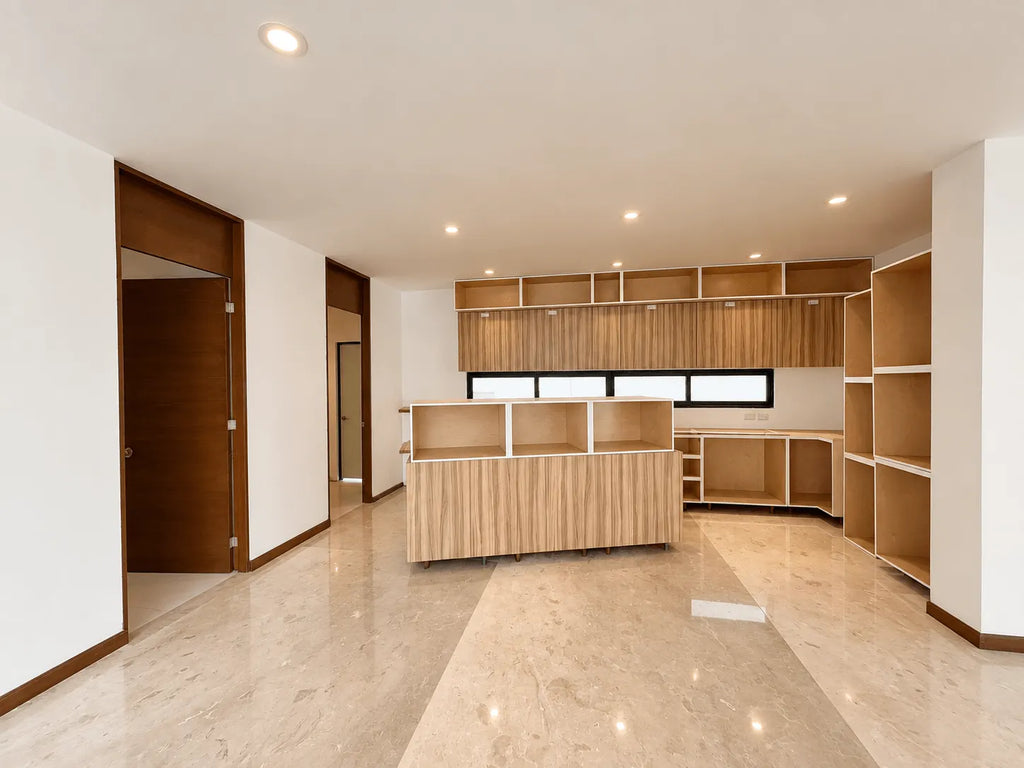 Casa en Venta en El Cid, Mazatlán — Vista al Canal y Terreno para Alberca Infinity
