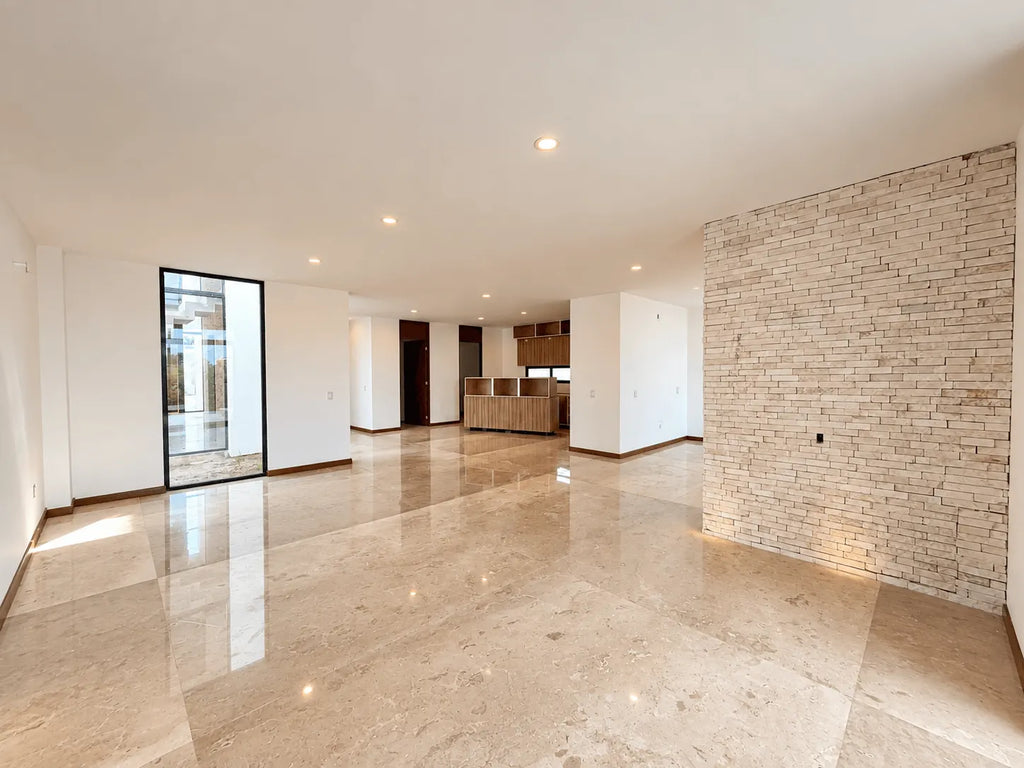 Casa en Venta en El Cid, Mazatlán — Vista al Canal y Terreno para Alberca Infinity