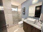 Baño completo departamento venta Sunset View Mazatlán